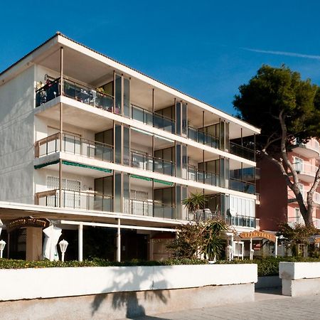 Apartamentos Turisticos Augustus Cambrils Esterno foto