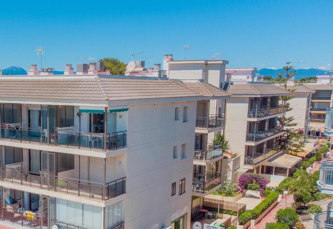 Apartamentos Turisticos Augustus Cambrils Esterno foto