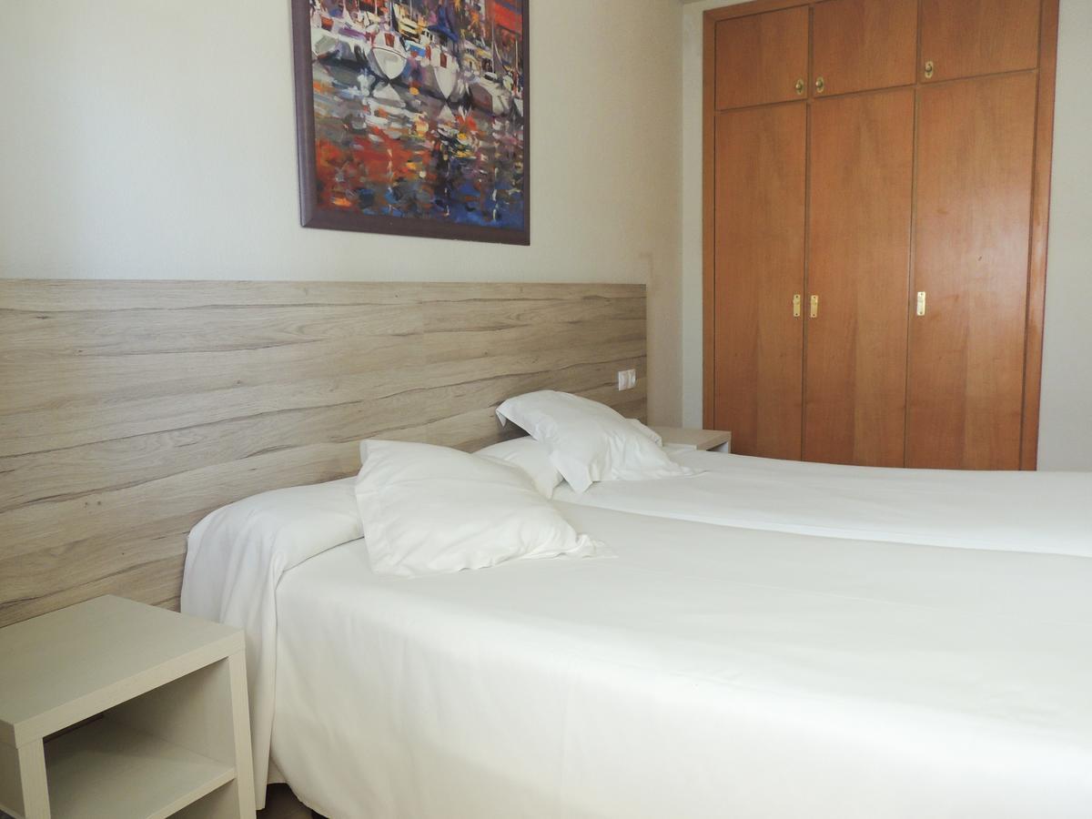 Apartamentos Turisticos Augustus Cambrils Esterno foto